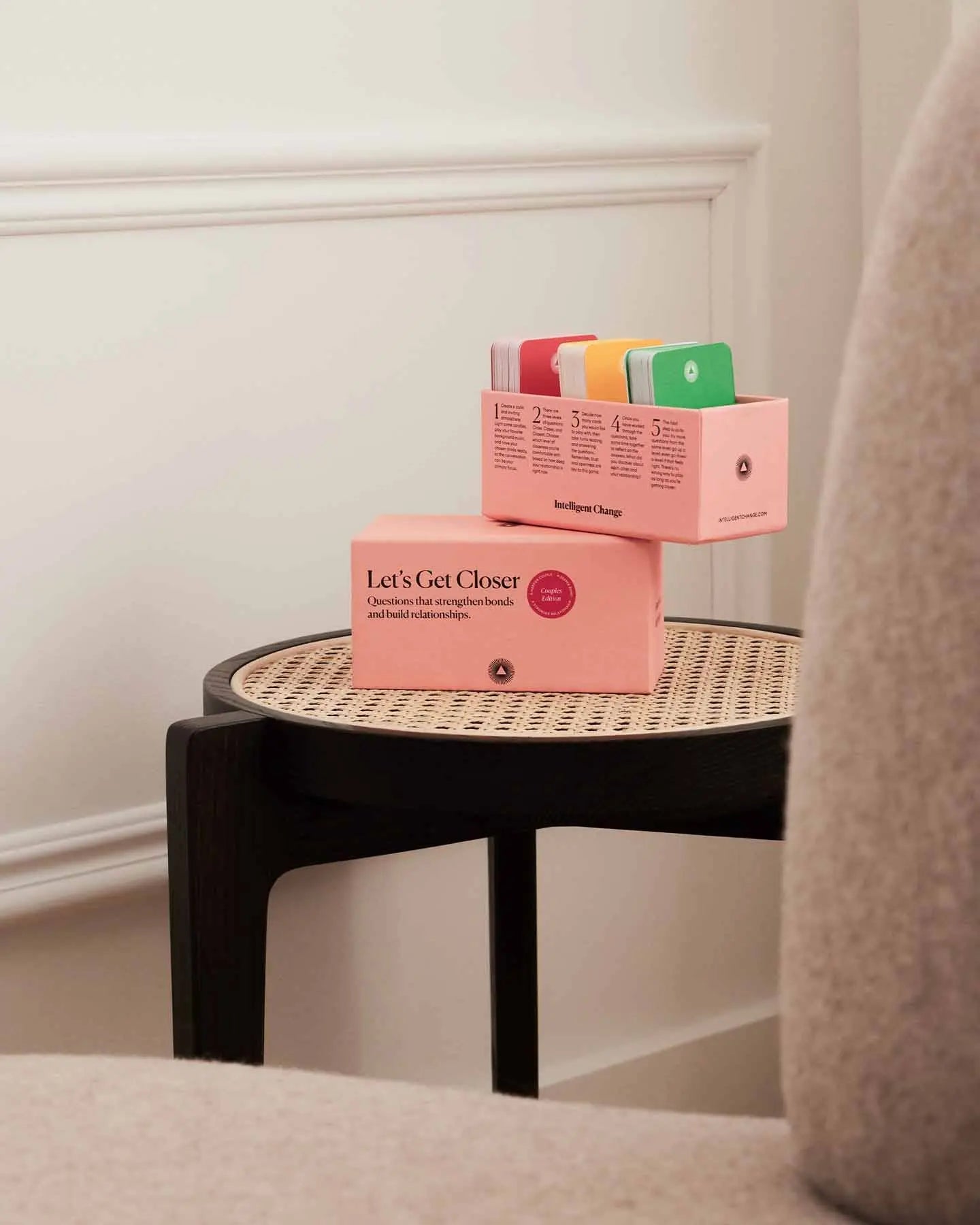 Get Closer Couples Edition - Relationship Question Card Game Intelligent Change