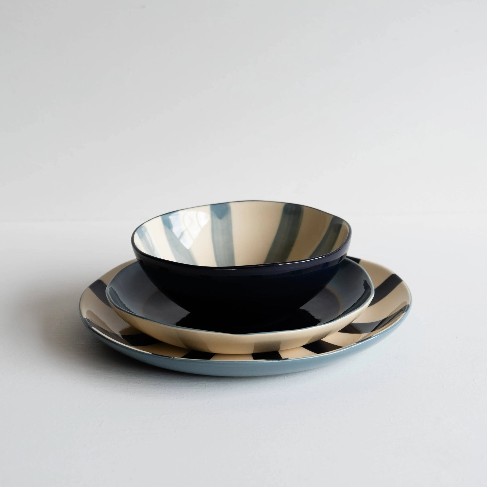 Supper Plate in Candy Stripe by Musango: Horizon Musango