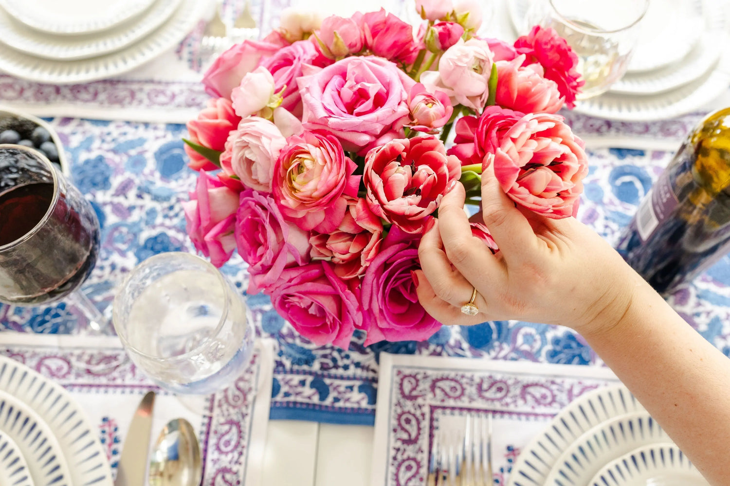 How to Set a Beautiful Spring Table — and Make Every Guest Feel at Home Home for Entertaining