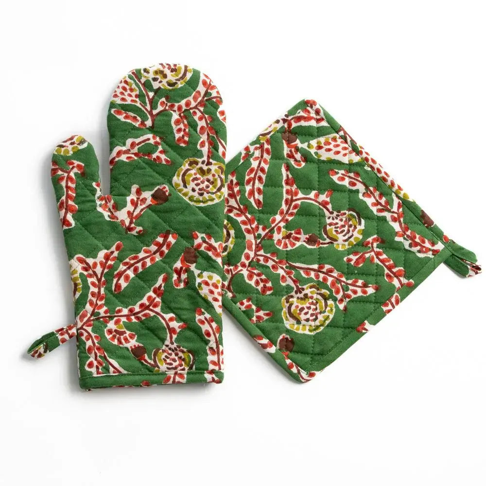Climbing Dahlia Emerald Green Oven Mitt Set
