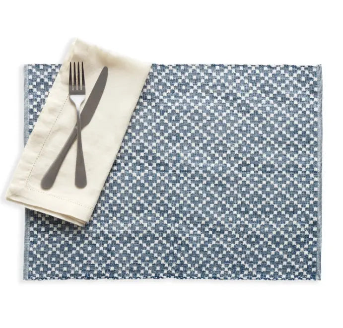 Mainsail Placemats in Navy Annie Selke