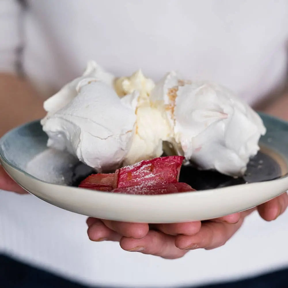 Contemporary Salad style plate: Horizon Musango